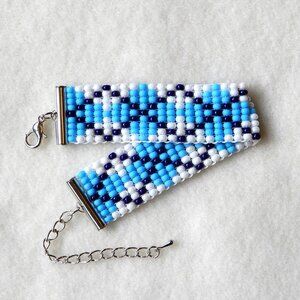 Carolina Blue Argyle bead bracelet handmade, adjustable, 30% to hurricane relief